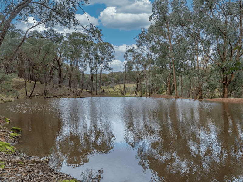 1520 Banksdale Road, HANSONVILLE, VIC 3675