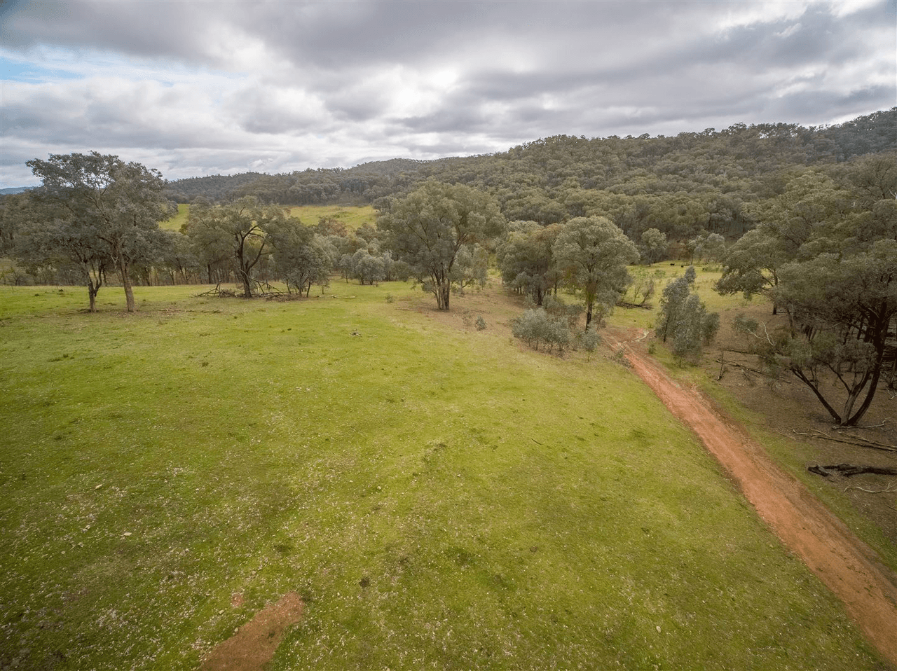 1520 Banksdale Road, HANSONVILLE, VIC 3675