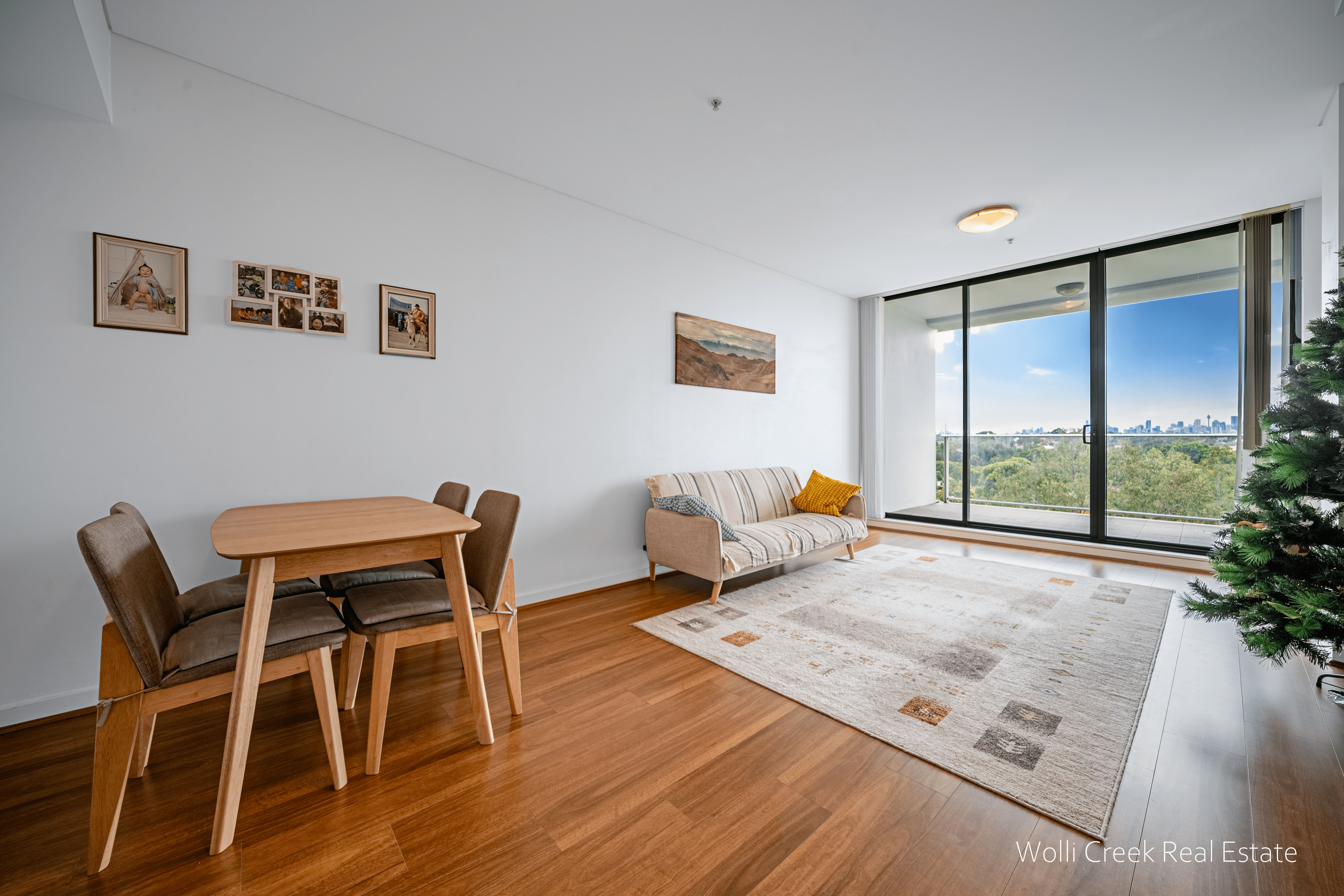 816/2 Brodie Spark Drive, WOLLI CREEK, NSW 2205