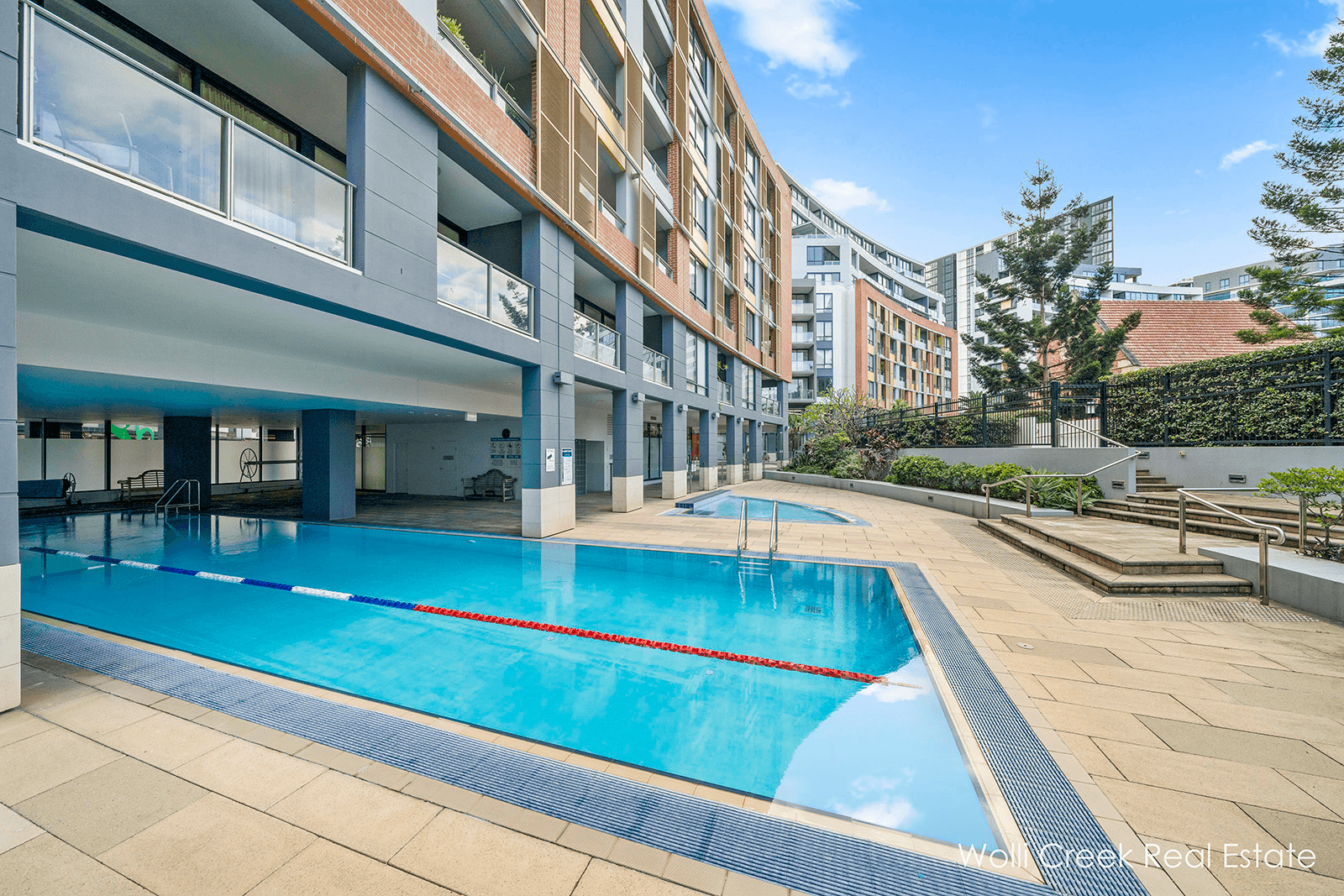 816/2 Brodie Spark Drive, WOLLI CREEK, NSW 2205