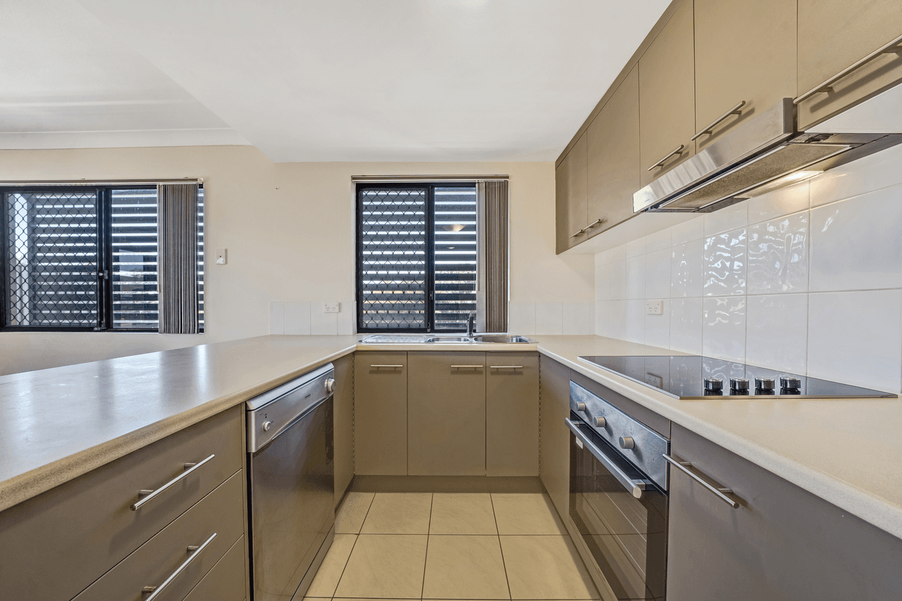 8/10-14 Syria Street, BEENLEIGH, QLD 4207