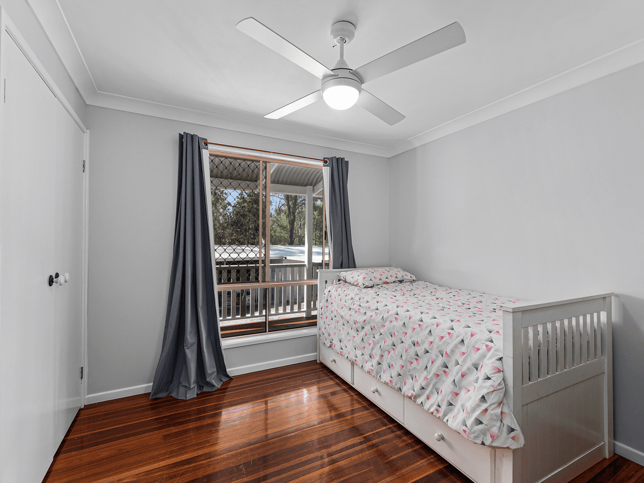 1 Brolga Court, REGENCY DOWNS, QLD 4341