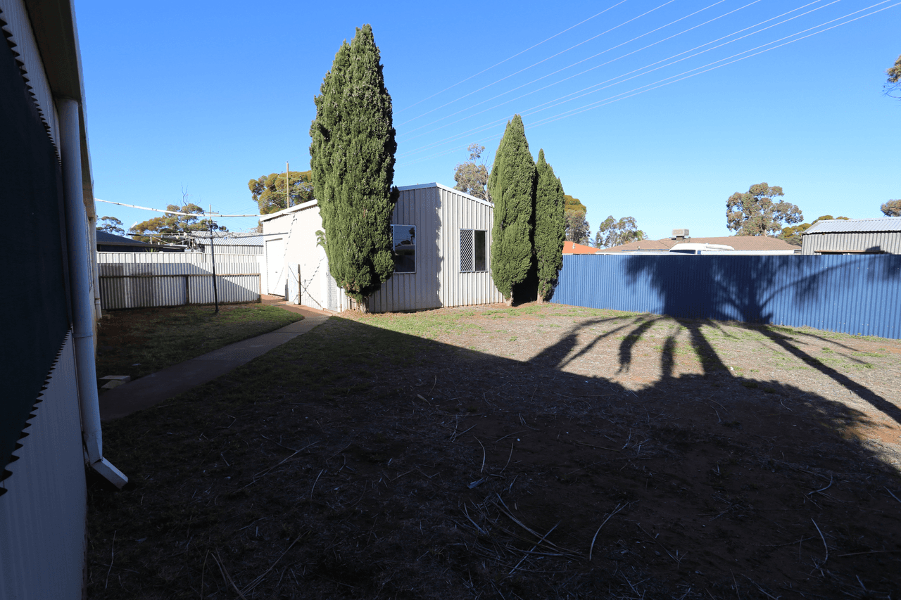 59 Callitris Rd, KAMBALDA WEST, WA 6442