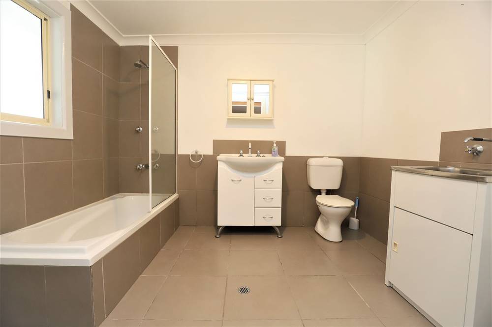 6 Barnes Street, COOTAMUNDRA, NSW 2590