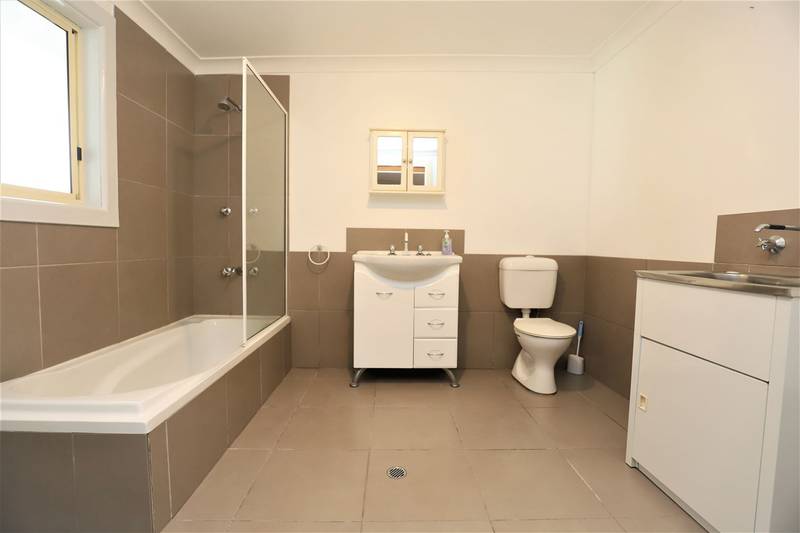 6 Barnes Street, COOTAMUNDRA, NSW 2590