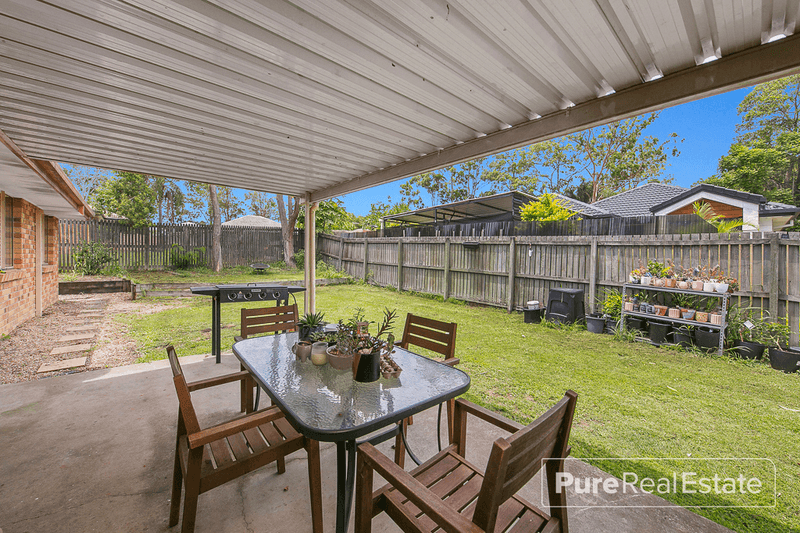 6 Bishop Court, LOGANLEA, QLD 4131