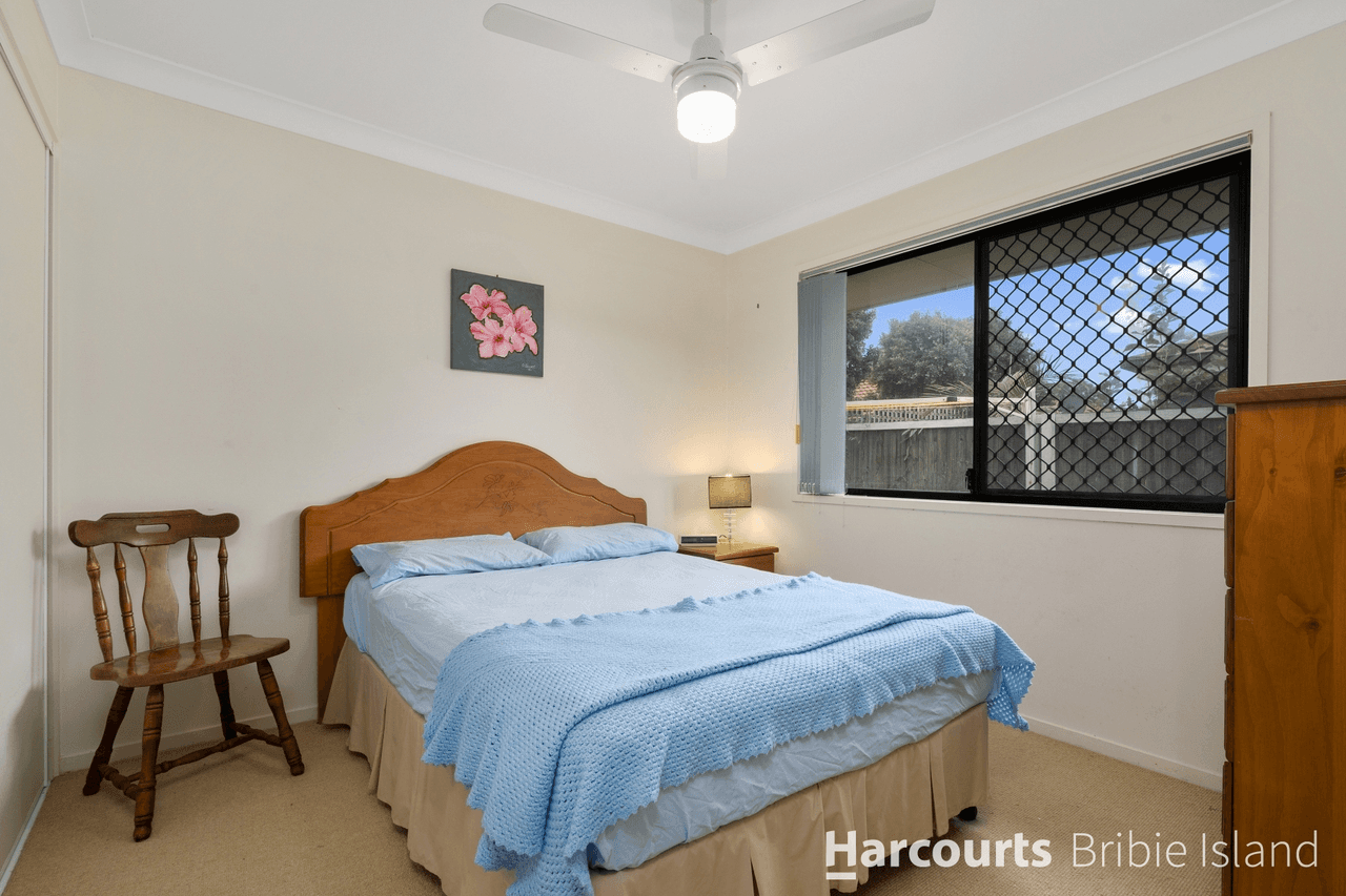 4/8 Spinnaker Drive, SANDSTONE POINT, QLD 4511