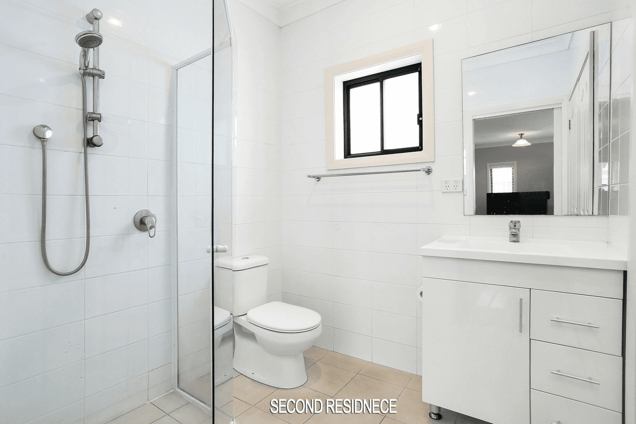 44 & 44a Portico Parade, TOONGABBIE, NSW 2146