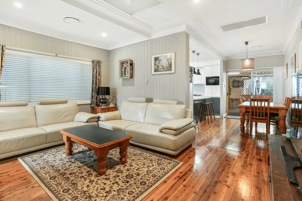 44 & 44a Portico Parade, TOONGABBIE, NSW 2146