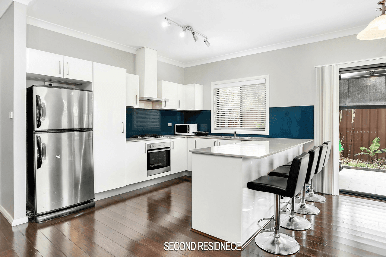 44 & 44a Portico Parade, TOONGABBIE, NSW 2146