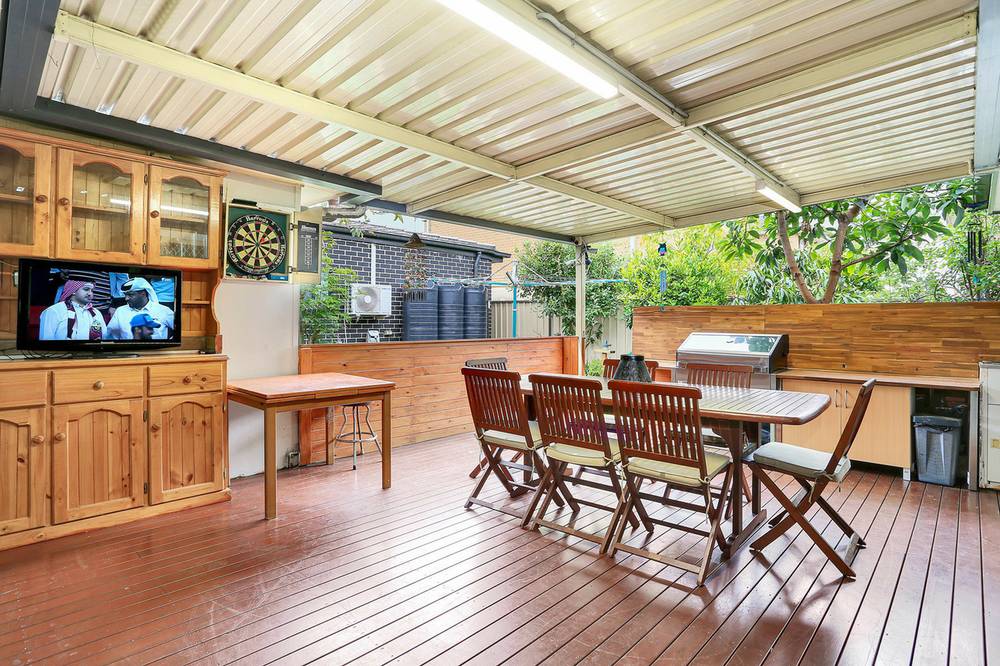 44 & 44a Portico Parade, TOONGABBIE, NSW 2146