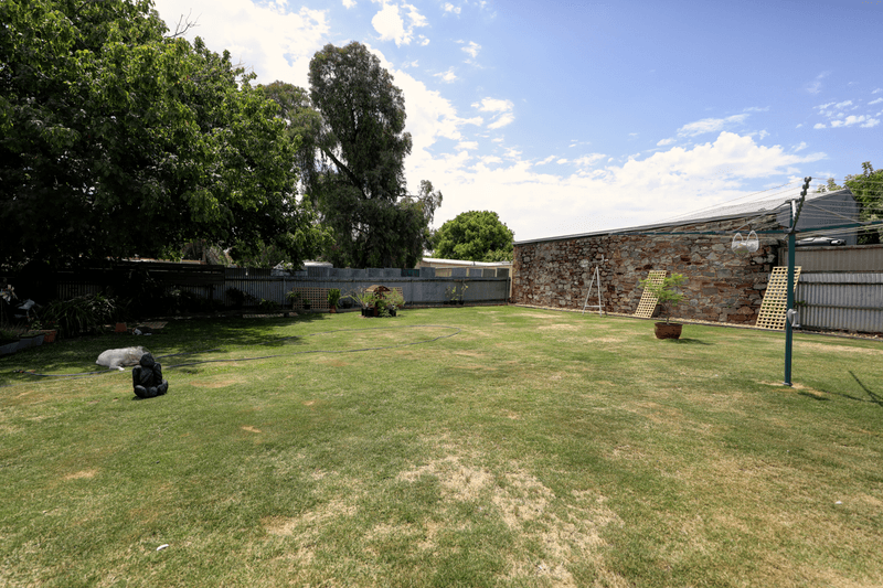 28 Wirbill Street, COBRAM, VIC 3644