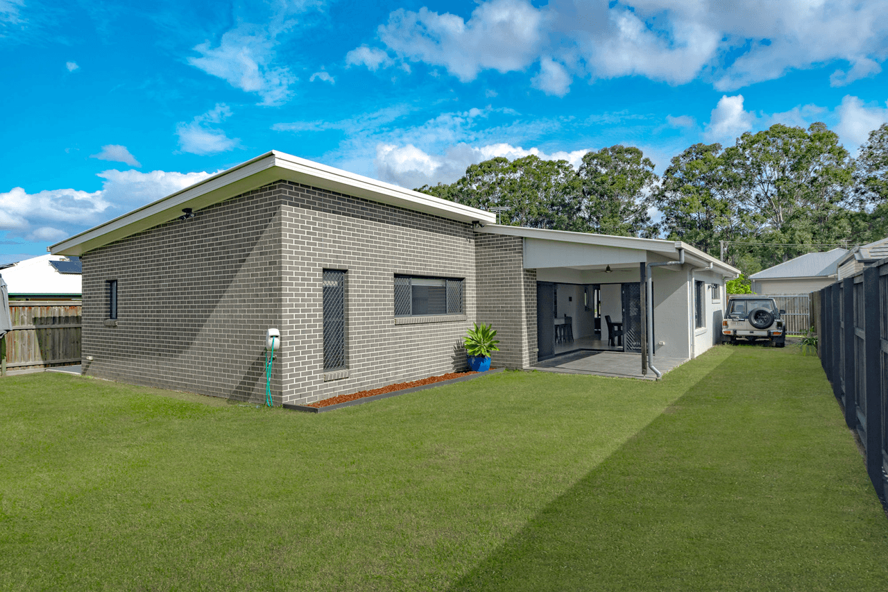 14 Creekview Court, LAWNTON, QLD 4501