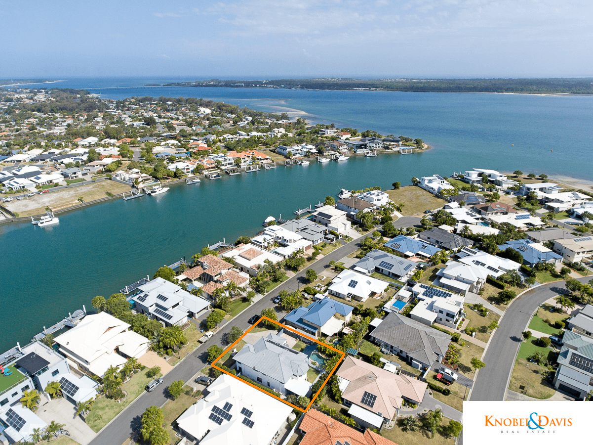 40 Teal Boulevard, Banksia Beach, QLD 4507