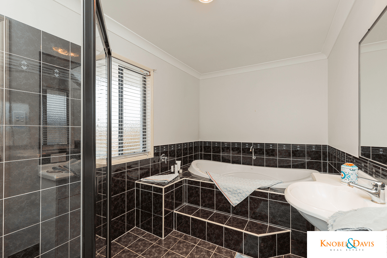 40 Teal Boulevard, Banksia Beach, QLD 4507