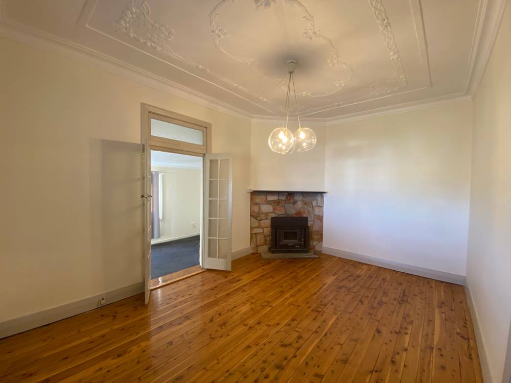 53 Albert Street, Parkes, NSW 2870