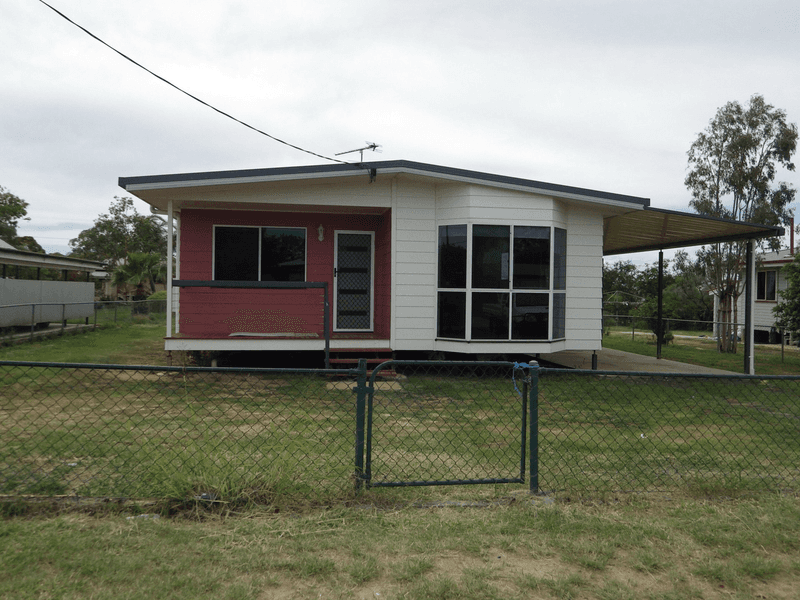 12 Luff Street, ROMA, QLD 4455