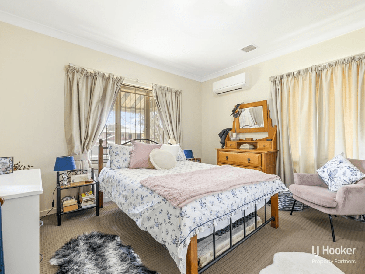 52 Shelley Street, SUNNYBANK, QLD 4109