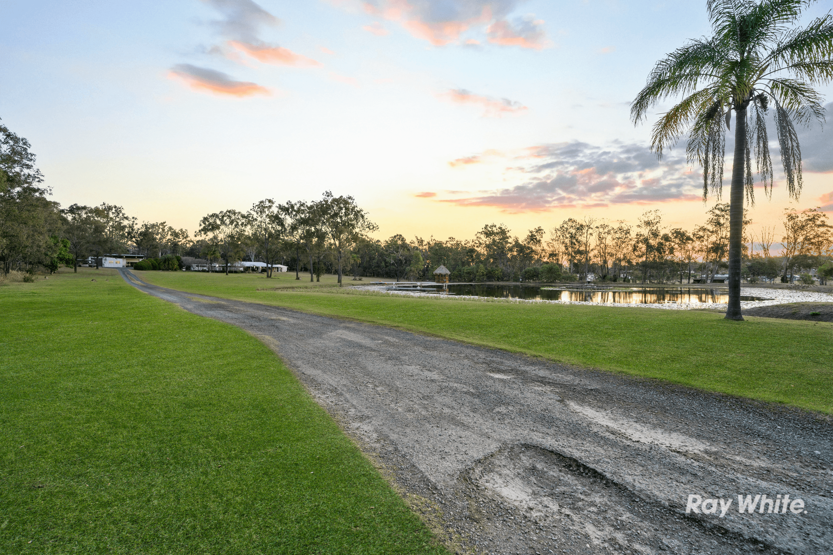 13 Shaw Road, HATTON VALE, QLD 4341