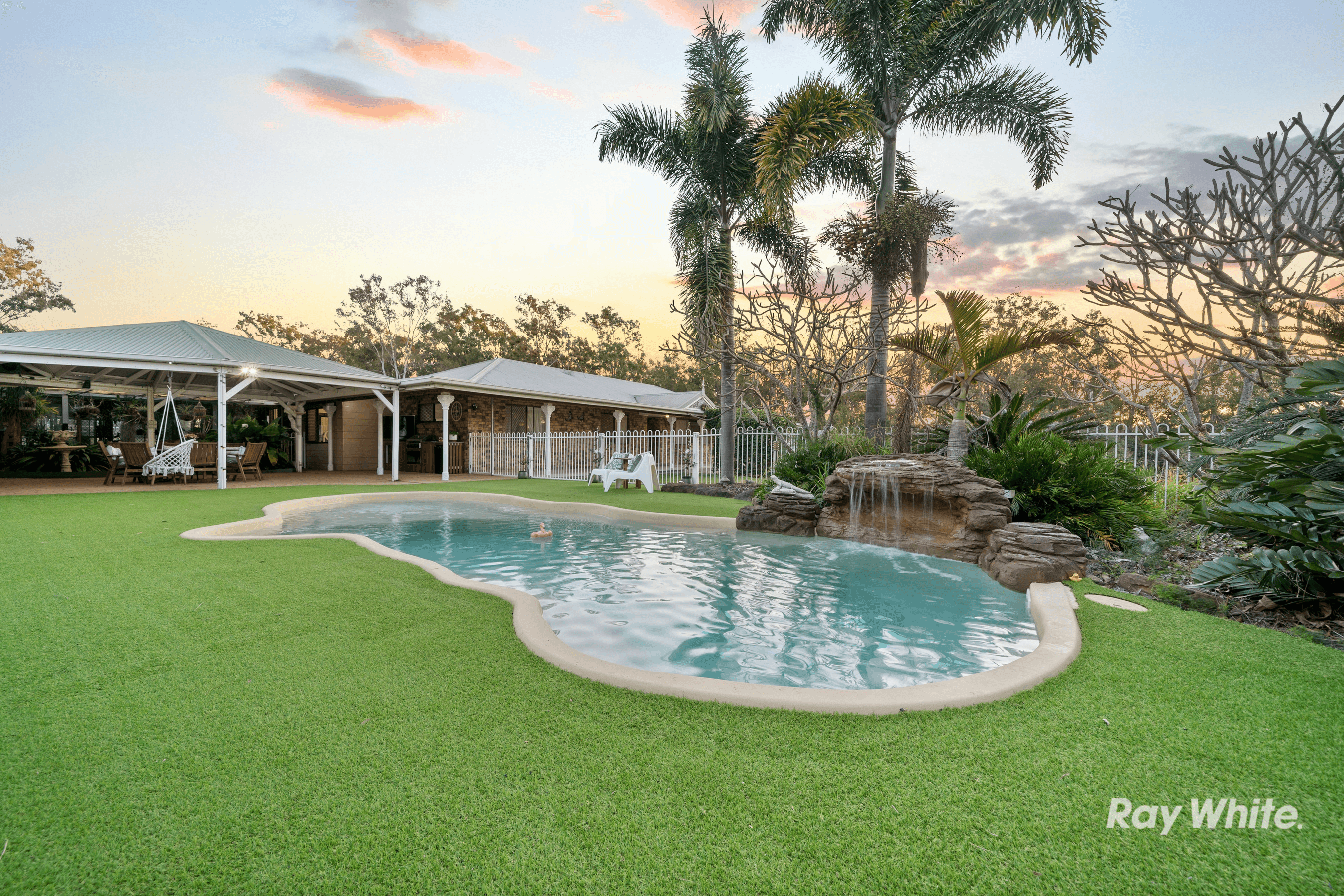 13 Shaw Road, HATTON VALE, QLD 4341