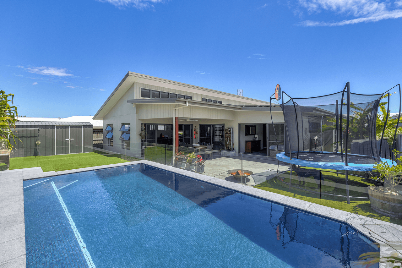 10 Callistemon Avenue, CASUARINA, NSW 2487