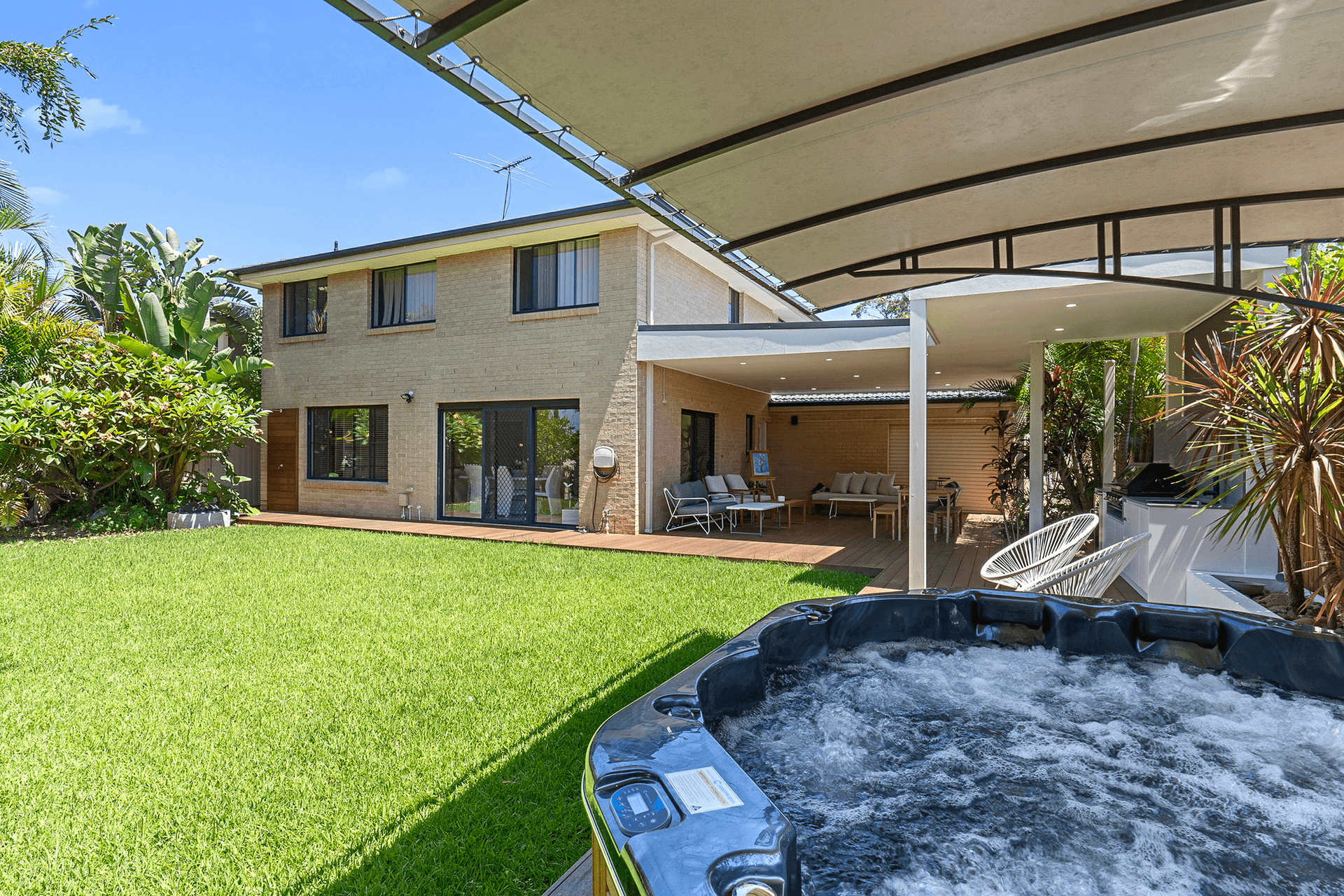 27 Throsby Close, Barden Ridge, NSW 2234