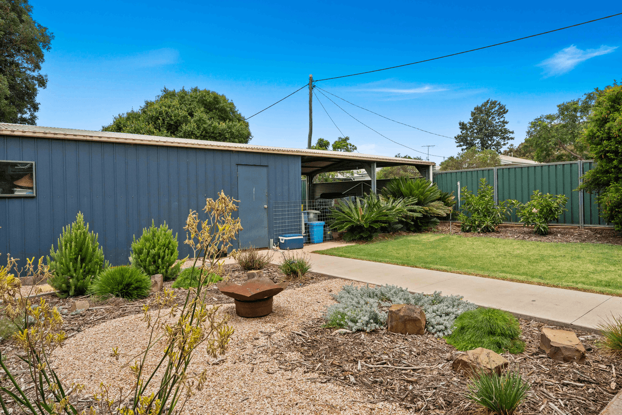 20 Second Avenue, HARRISTOWN, QLD 4350