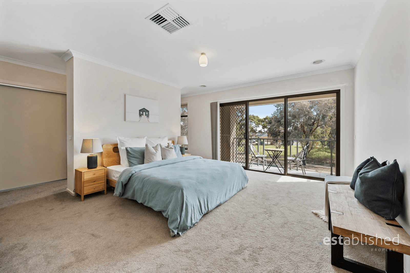 51 Coastal Promenade, SANCTUARY LAKES, VIC 3030