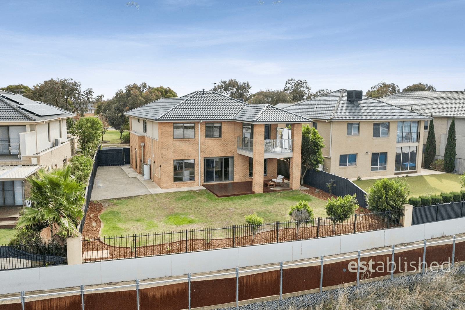 51 Coastal Promenade, SANCTUARY LAKES, VIC 3030