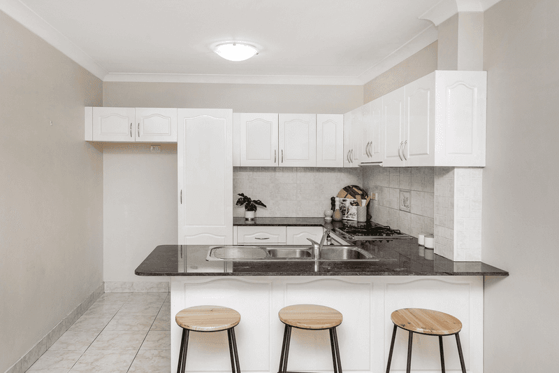 8/6-8 Phillip Street, RIVERWOOD, NSW 2210