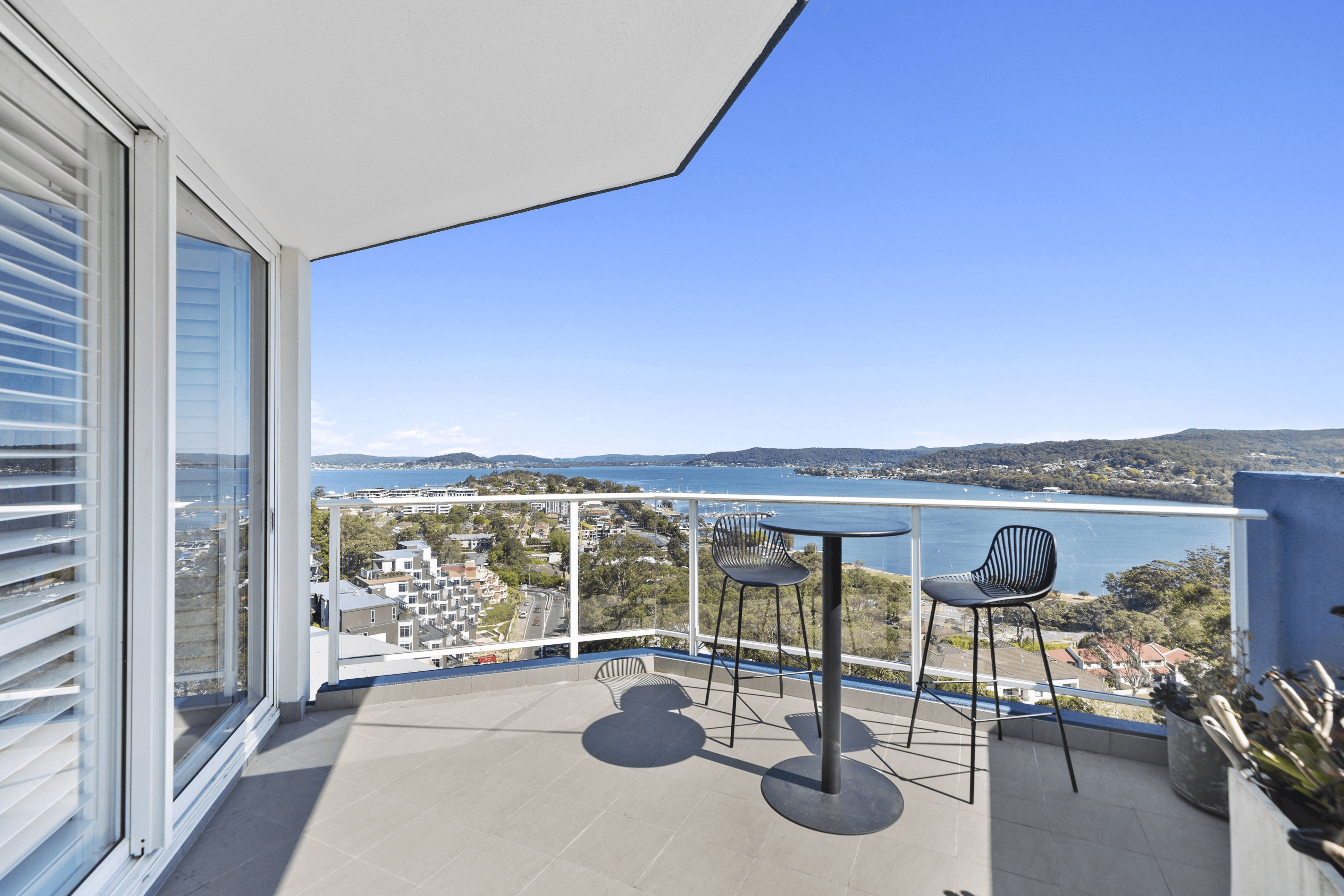 1004/97-99 John Whiteway Drive, GOSFORD, NSW 2250