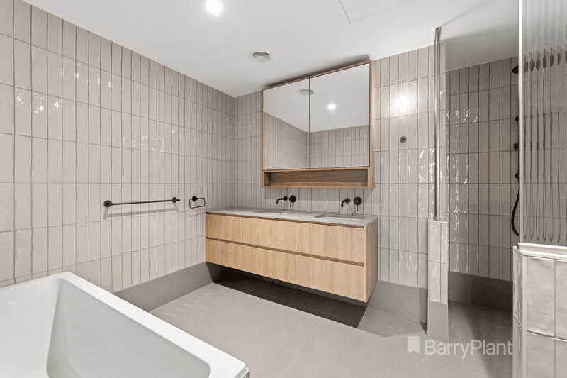 101/14-16 Clay Drive, DONCASTER, VIC 3108