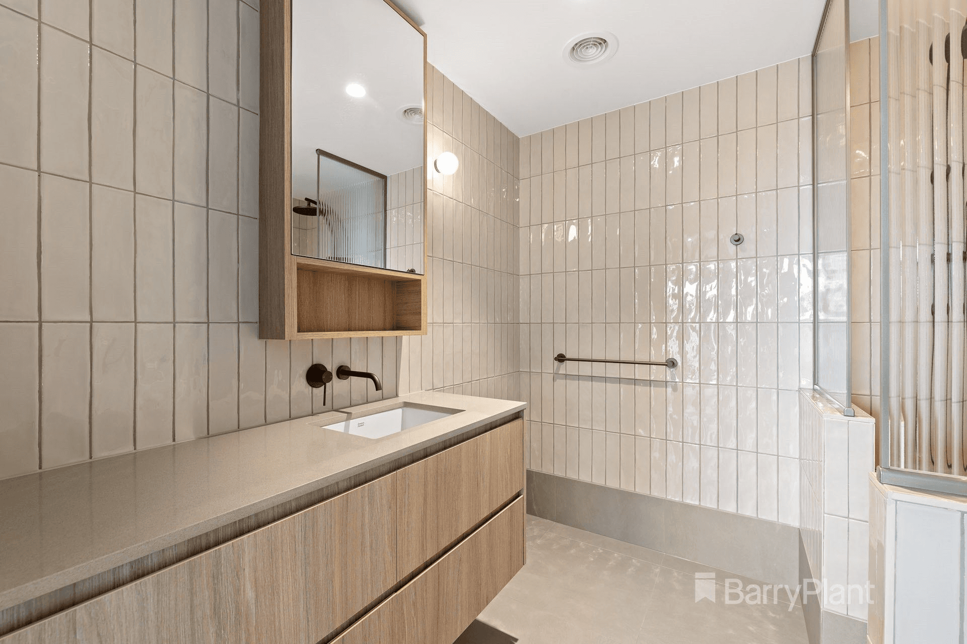 101/14-16 Clay Drive, DONCASTER, VIC 3108