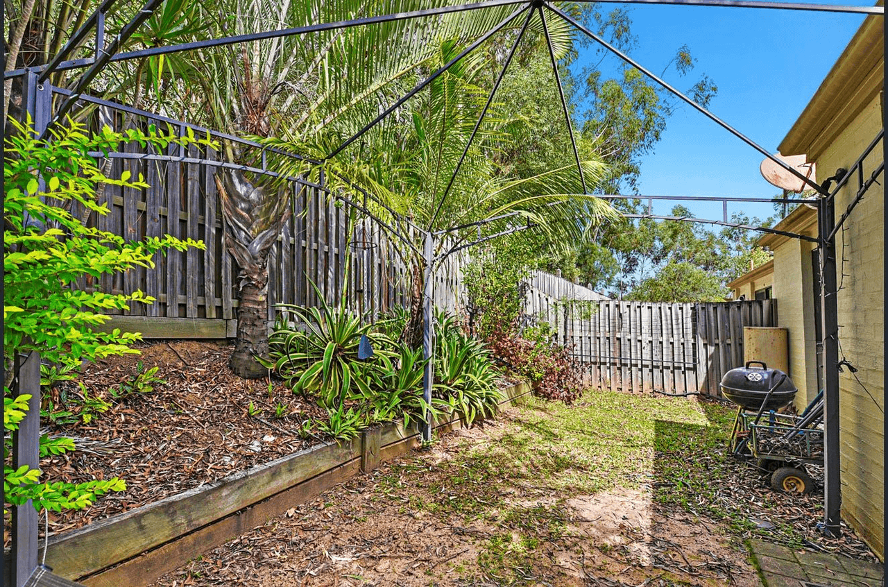 33/590 Pine Ridge Road, Coombabah, QLD 4216