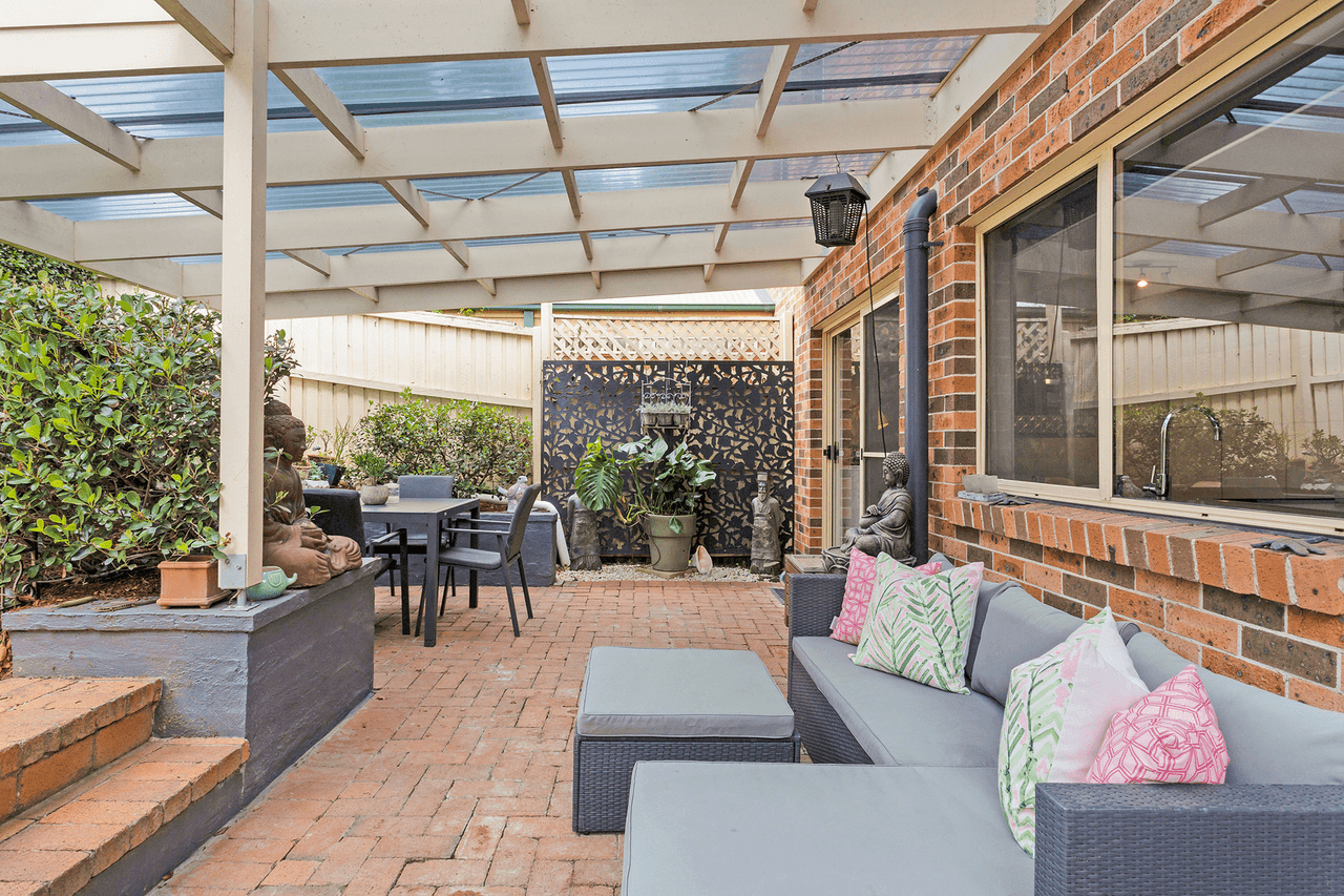 1/1 Gindurra Avenue, Castle Hill, NSW 2154