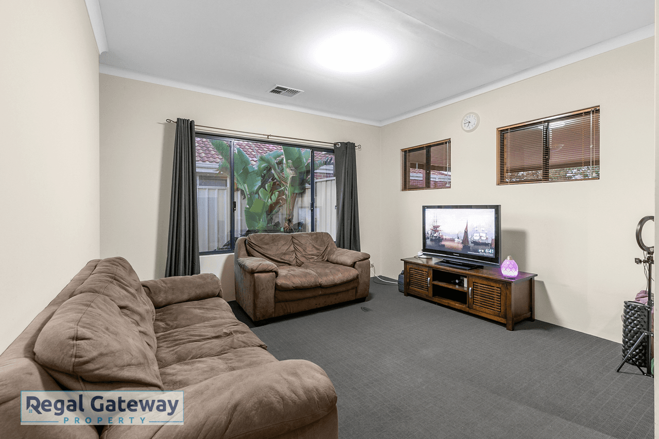 4 Imperial Gate, SUCCESS, WA 6164