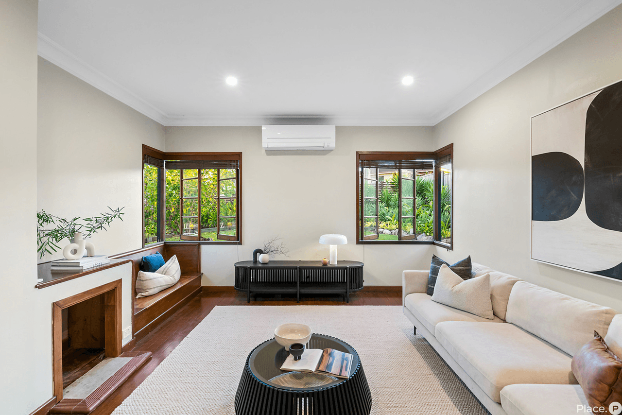 384 Cornwall Street, Greenslopes, QLD 4120