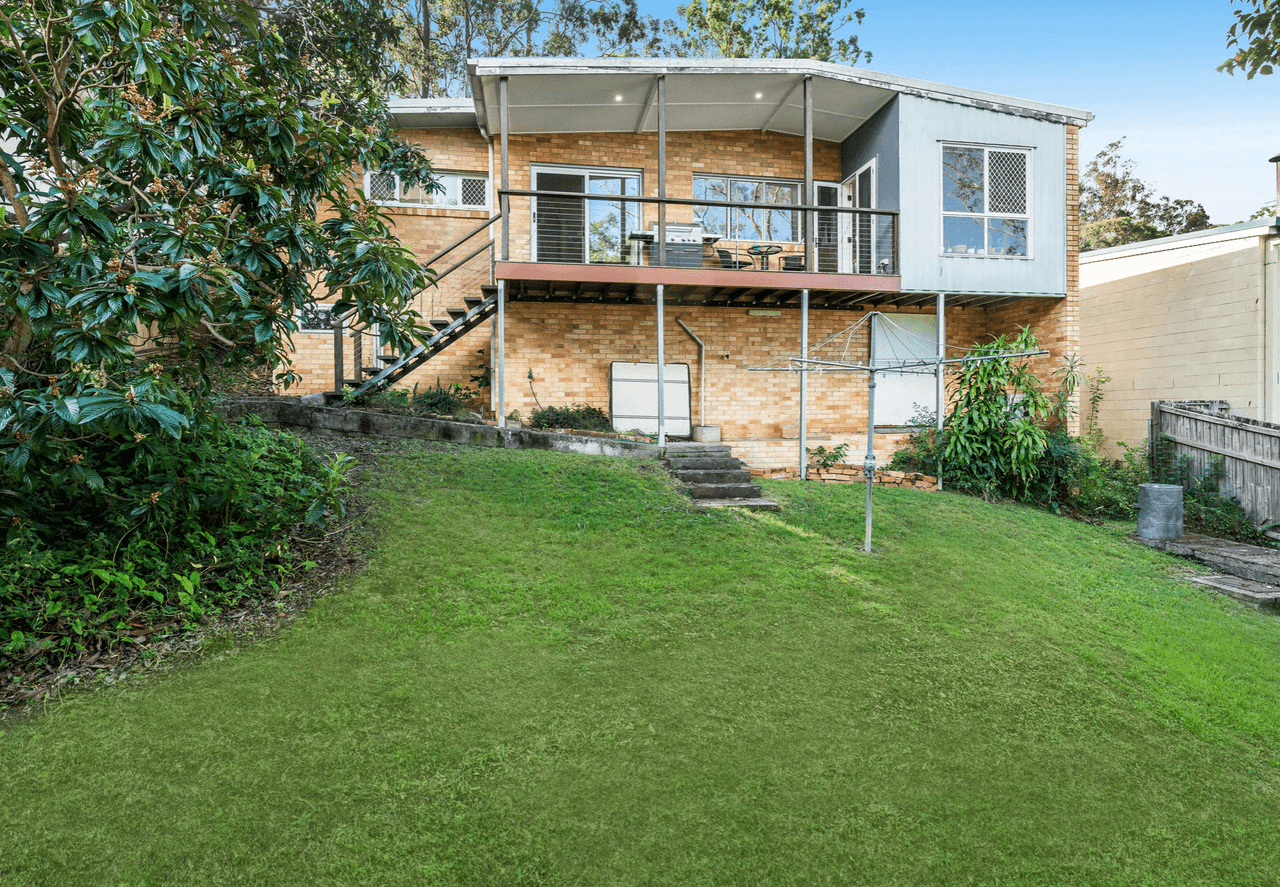 30 Cedarleigh Road, KENMORE, QLD 4069