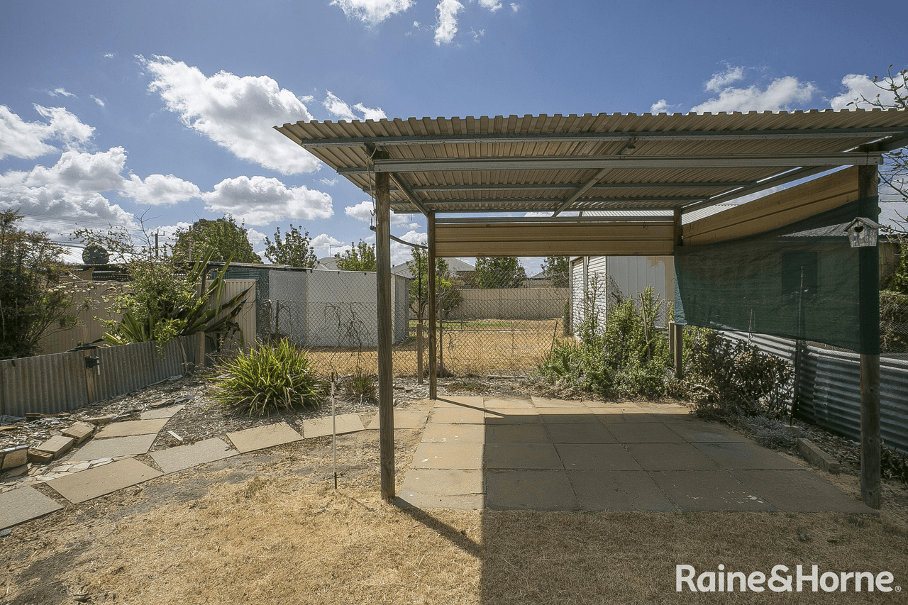 33 John Street, MIDLAND, WA 6056