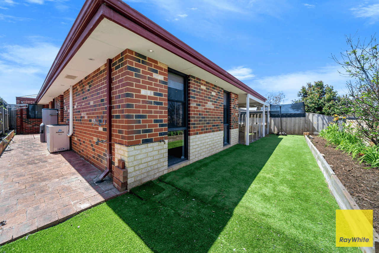 18 Coree Lane, ELLENBROOK, WA 6069