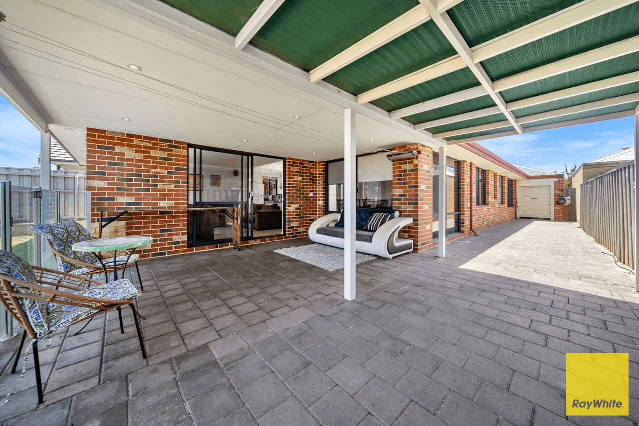 18 Coree Lane, ELLENBROOK, WA 6069