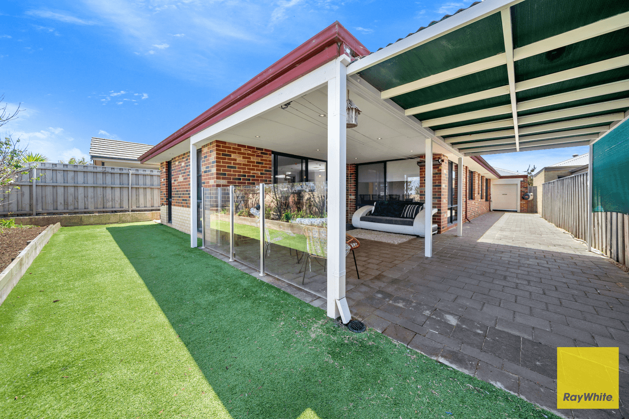 18 Coree Lane, ELLENBROOK, WA 6069