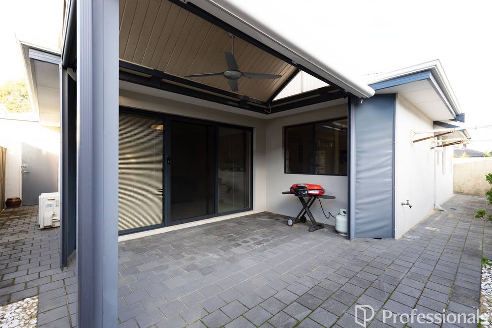 1 Halpin Circle, ELLENBROOK, WA 6069
