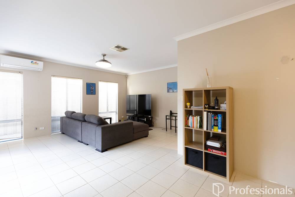 1 Halpin Circle, ELLENBROOK, WA 6069