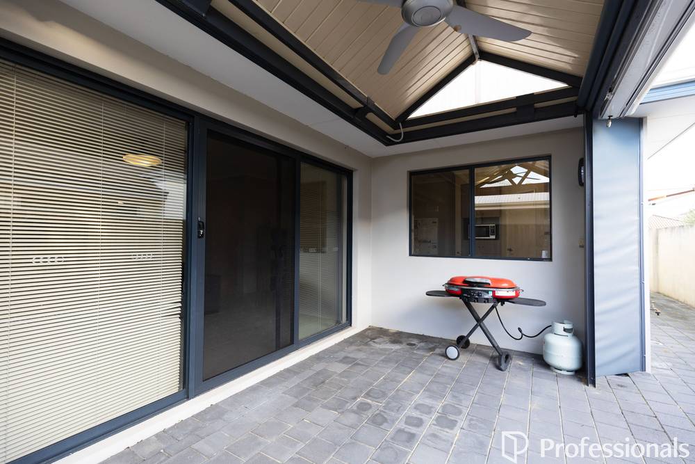 1 Halpin Circle, ELLENBROOK, WA 6069
