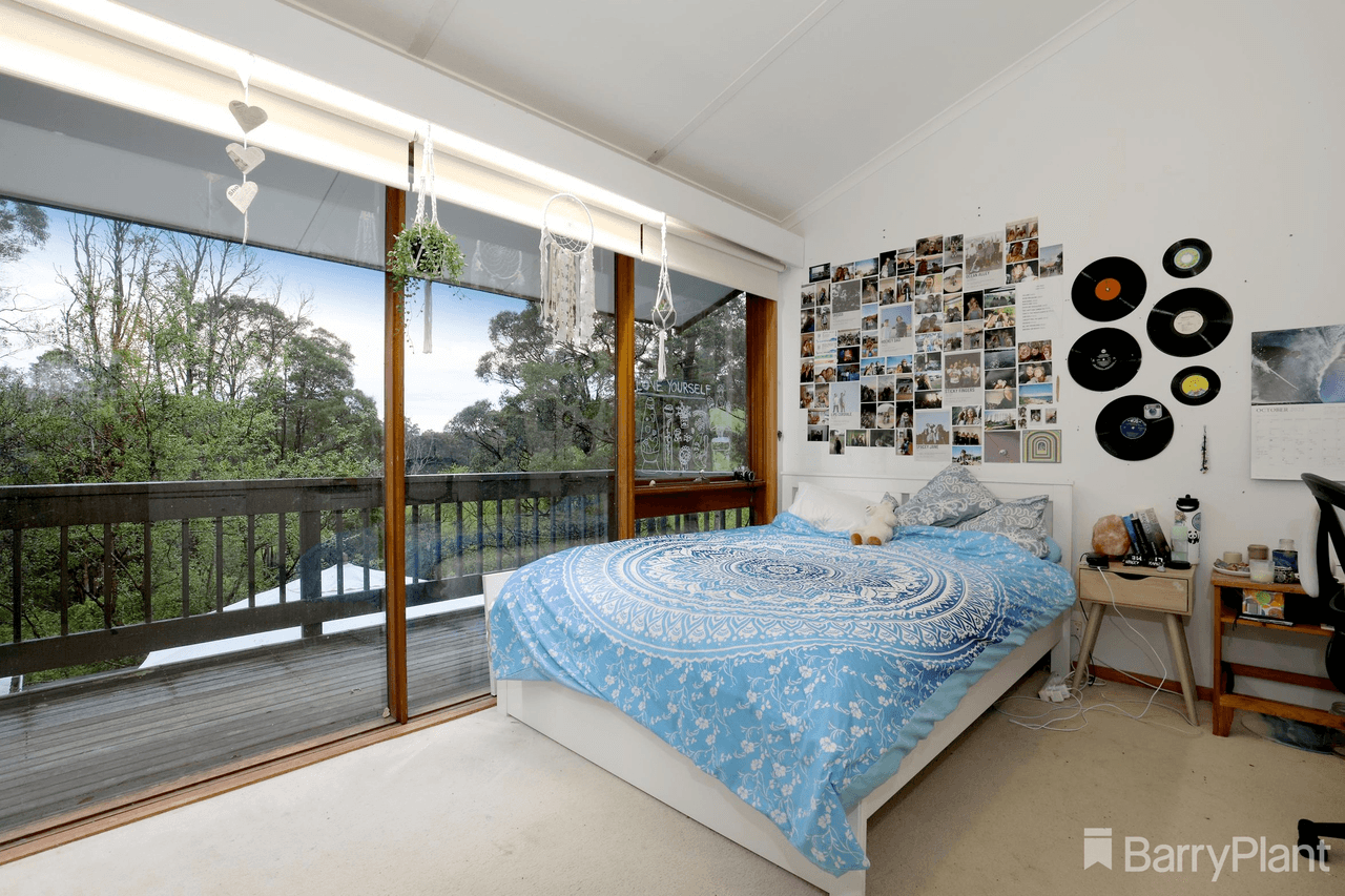 8 Duke Street, Emerald, VIC 3782