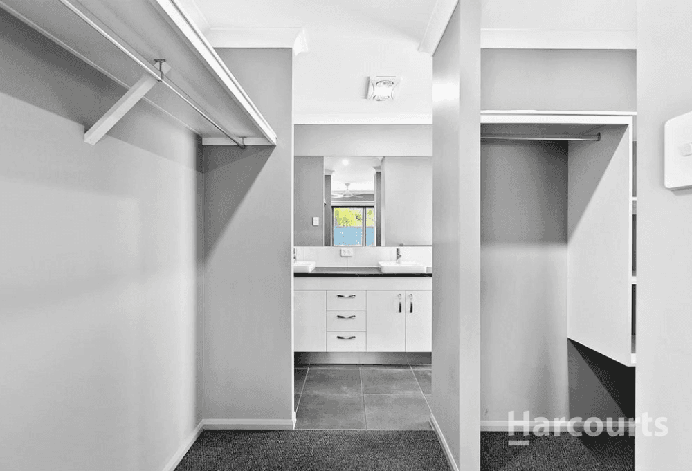 418 Pacific Haven Drive, PACIFIC HAVEN, QLD 4659
