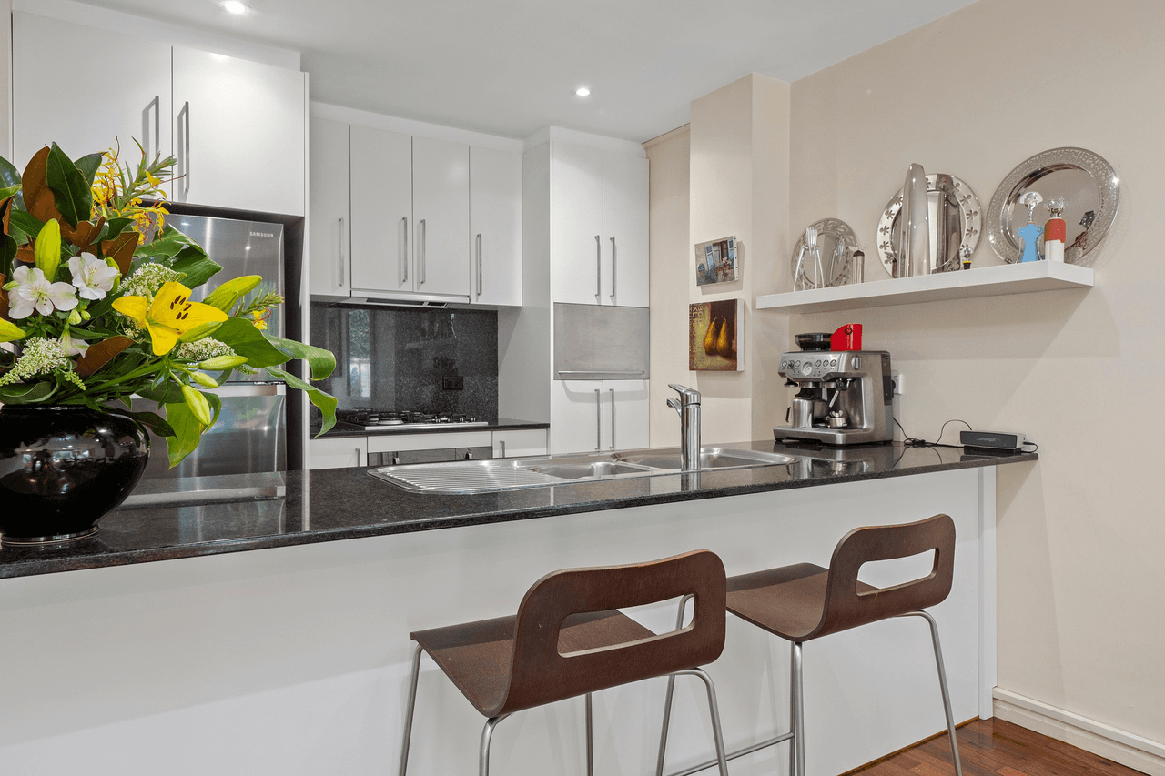 2/10 Jarocin Avenue, Glebe, NSW 2037