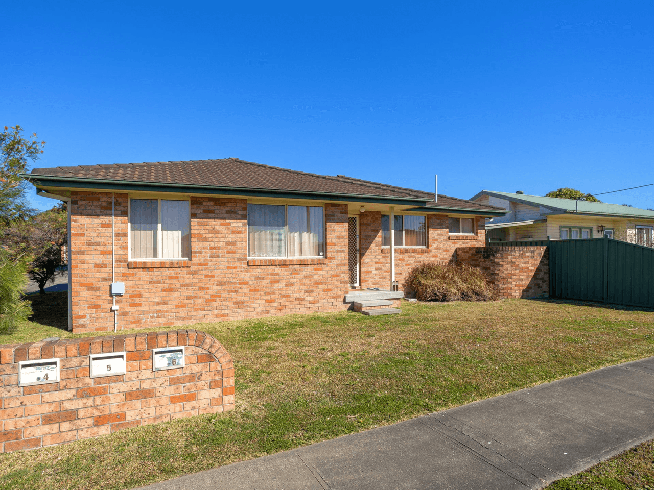 Unit 6/36-38 Stevenson Street, TAREE, NSW 2430