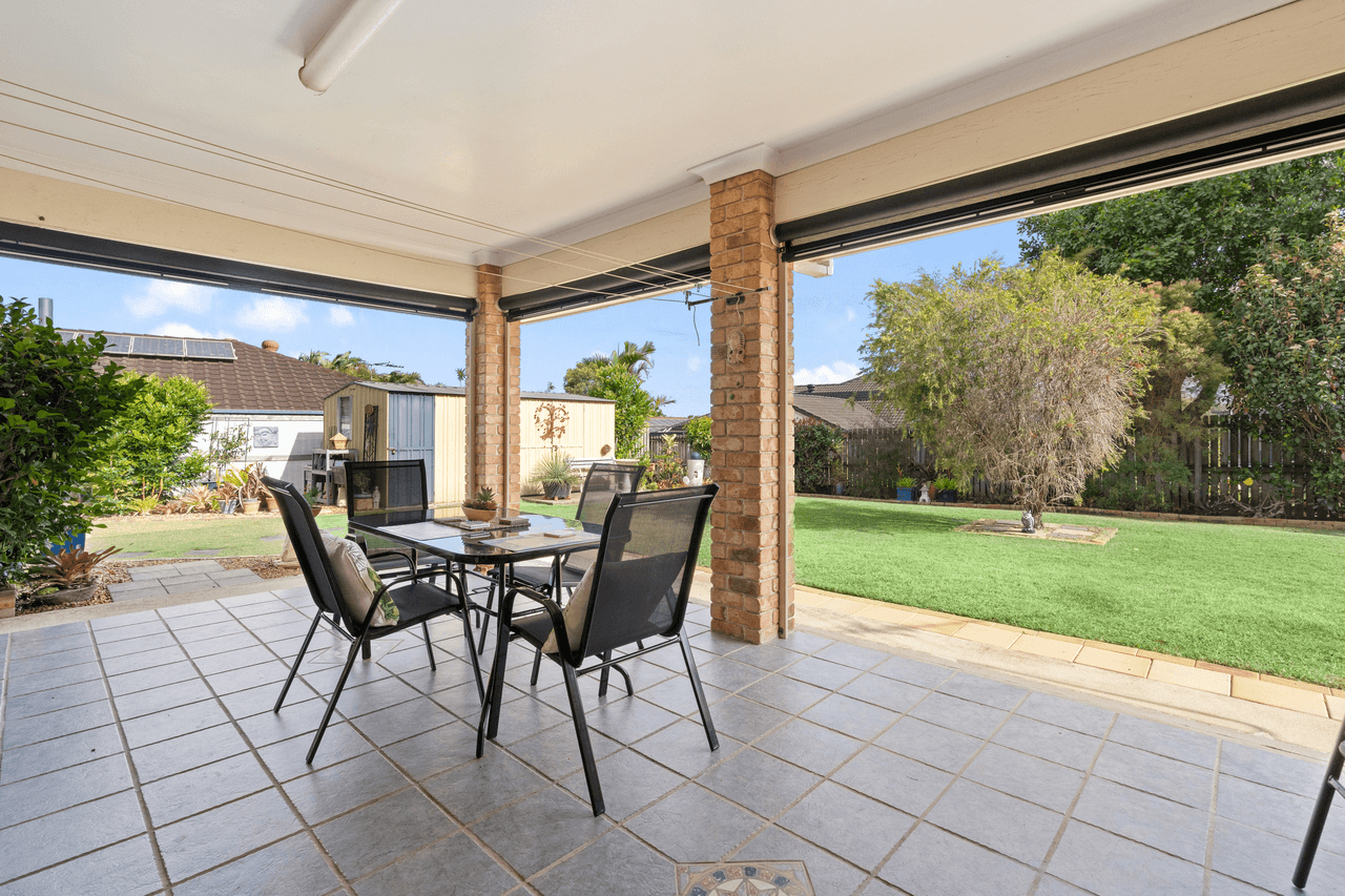 15 Warrego Crescent, MURRUMBA DOWNS, QLD 4503